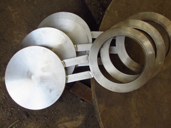 國(guó)標(biāo)八字盲板